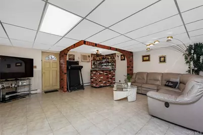 13740 Lafayette Street, Ozone Park, NY 11417 - Photo 19