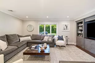 2 Meadow Rd, Old Westbury, NY 11568 - Photo 13