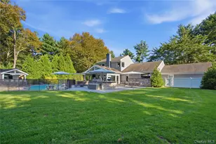 2 Meadow Rd, Old Westbury, NY 11568 - Photo 37