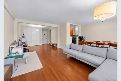 241-20 Northern Blvd #6K, Douglaston, NY 11362 - Photo 3