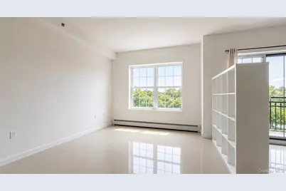 7166 Parsons Boulevard #6C, Flushing, NY 11365 - Photo 5