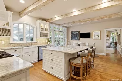 2 Meadow Sea Lane, East Setauket, NY 11733 - Photo 13