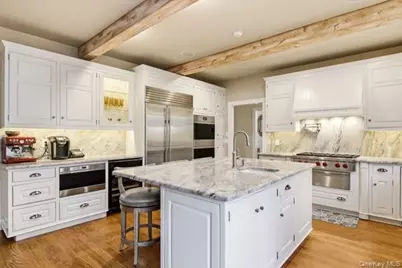 2 Meadow Sea Lane, East Setauket, NY 11733 - Photo 11