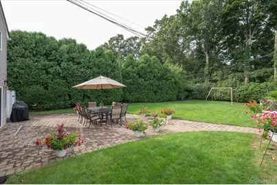 10 Klaibar Lane, East Northport, NY 11731 - Photo 25