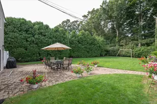 10 Klaibar Ln, East Northport, NY 11731 - Photo 25