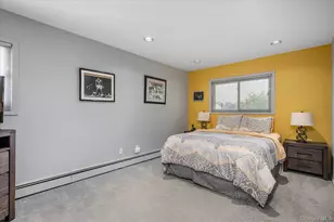 10 Klaibar Ln, East Northport, NY 11731 - Photo 19