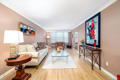 55 Lenox #2N, Rockville Centre, NY 11570 - Photo 5