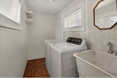 108-10 107th Avenue, Richmond Hill, NY 11419 - Photo 9