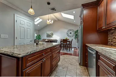 23 Jupiter Road, Rocky Point, NY 11778 - Photo 5