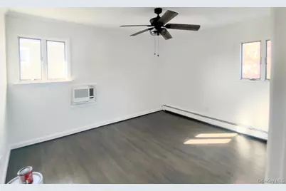 91 North Street, Huntington Station, NY 11746 - Photo 13