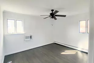 91 North St, Huntington Station, NY 11746 - Photo 13