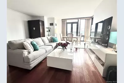 10 City Place #9G, White Plains, NY 10601 - Photo 5
