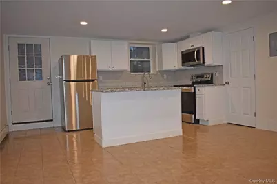 33 E Vacation, Hopewell Junction, NY 12590 - Photo 1