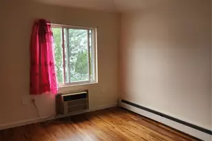 116-23 196th St, Saint Albans, NY 11412 - Photo 11