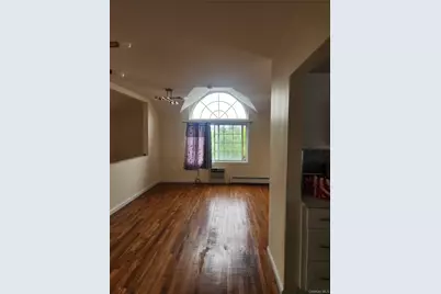 11623 196th Street #2nd Floor, Saint Albans, NY 11412 - Photo 7