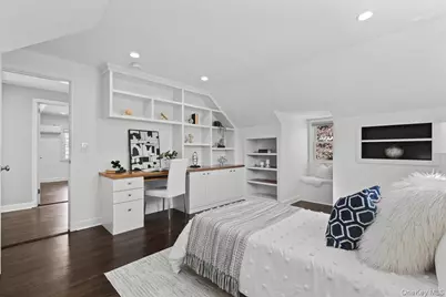 214 Frank Avenue, Mamaroneck, NY 10543 - Photo 17