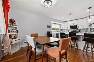 187 Catherine St, Westbury, NY 11590 - Photo 11