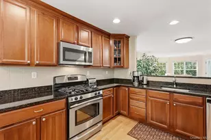 111 Highridge Ct, Peekskill, NY 10566 - Photo 3