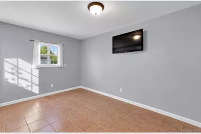 11 Palm Street, Central Islip, NY 11722 - Photo 11