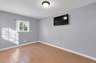 11 Palm St, Central Islip, NY 11722 - Photo 11