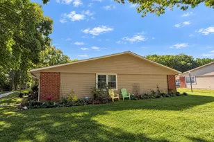 190 Ventry Ct, Ridge, NY 11961 - Photo 3