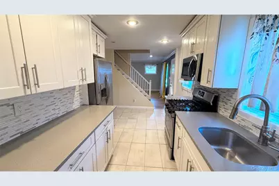 212 Ethel Street, Valley Stream, NY 11580 - Photo 3