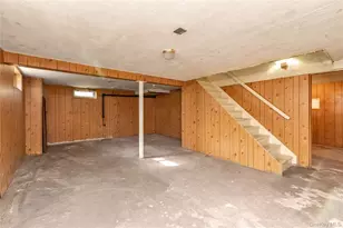 249 Debevoise Ave, Roosevelt, NY 11575 - Photo 13
