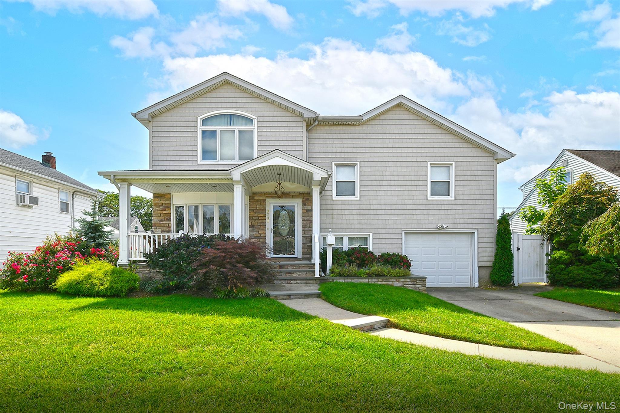 - data visualization with python Images High Quality... 3730 Bernard Dr, Wantagh, NY 11793 - MLS 1050473 - Coldwell Banker
