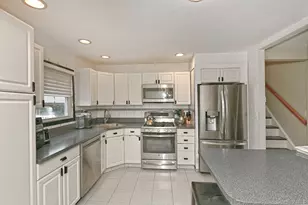 3730 Bernard Dr, Wantagh, NY 11793 - Photo 15