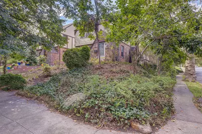 50-02 245th Street, Douglaston, NY 11362 - Photo 3