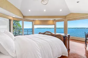 15 Gatsby Ln, Great Neck, NY 11024 - Photo 7