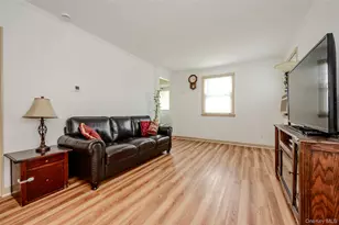 596 Irving St, Westbury, NY 11590 - Photo 17