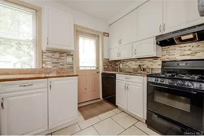 596 Irving Street, Westbury, NY 11590 - Photo 13
