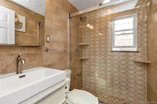 76-43 265th St, New Hyde Park, NY 11040 - Photo 11