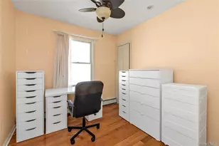 76-43 265th St, New Hyde Park, NY 11040 - Photo 13