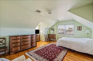 14-05 156th St, Whitestone, NY 11357 - Photo 15