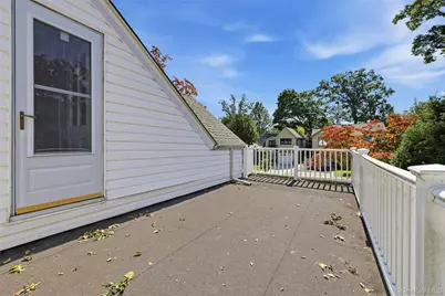 41 Oak Drive, New Hyde Park, NY 11040 - Photo 35