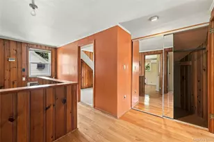 41 Oak Dr, New Hyde Park, NY 11040 - Photo 15