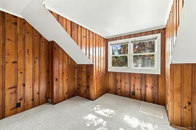 41 Oak Drive, New Hyde Park, NY 11040 - Photo 21