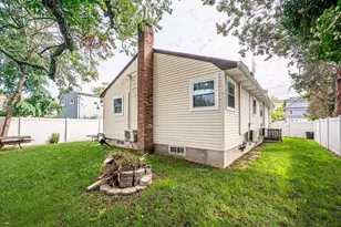 1364 5th Ave, Bay Shore, NY 11706 - Photo 21