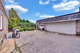 569 Greenway E, West Hempstead, NY 11552 - Photo 25