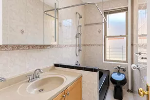 43-10 48th Ave, Astoria, NY 11377 - Photo 25