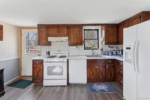 20 Hildreth St, Sag Harbor, NY 11963 - Photo 17