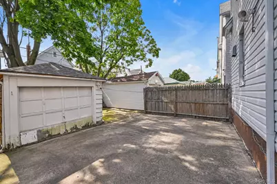 89-18 220th Street, Queens Village, NY 11427 - Photo 15