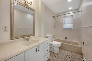 5 Central Ave, Amityville, NY 11701 - Photo 17