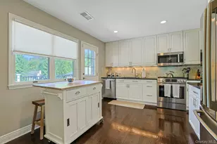 9 Stonegate Rd, Valhalla, NY 10595 - Photo 19