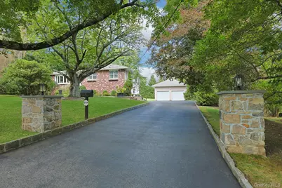 9 Stonegate Road, Valhalla, NY 10595 - Photo 1