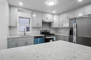 124-23 135th Pl, Ozone Park, NY 11420 - Photo 11