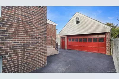 124-23 135th Place, Ozone Park, NY 11420 - Photo 3