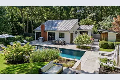 12 Surrey Court, East Hampton, NY 11937 - Photo 1